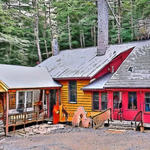 Read more about the article 7 ways to spend a weekend in charming Old Forge , the  Adirondack Base Camp