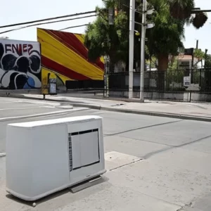 Read more about the article They went fast ! The city of LA says signups for free AC units are now at full capacity.